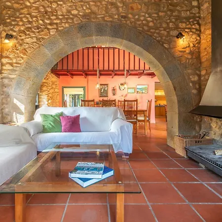 Casa Con Jardin En El Emporda, Relax Total Saus
