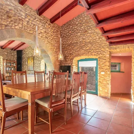 Casa Con Jardin En El Emporda, Relax Total Saus